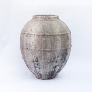 Antique Pot Jumbo