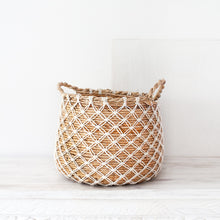 Load image into Gallery viewer, Macrame Twisted Weave Baskets
