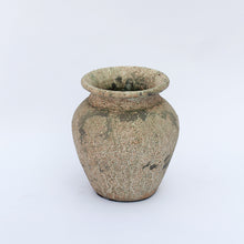 Load image into Gallery viewer, Antique Pots